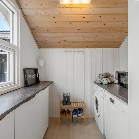 Swartebrand - 400m To The Fjord By Interhome