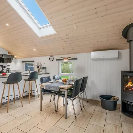 펜션 Swartebrand - 400m To The Fjord By Interhome Skjern